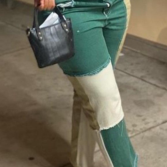 Plus Color-Block Raw Trim Jeans - Picture 2 of 3